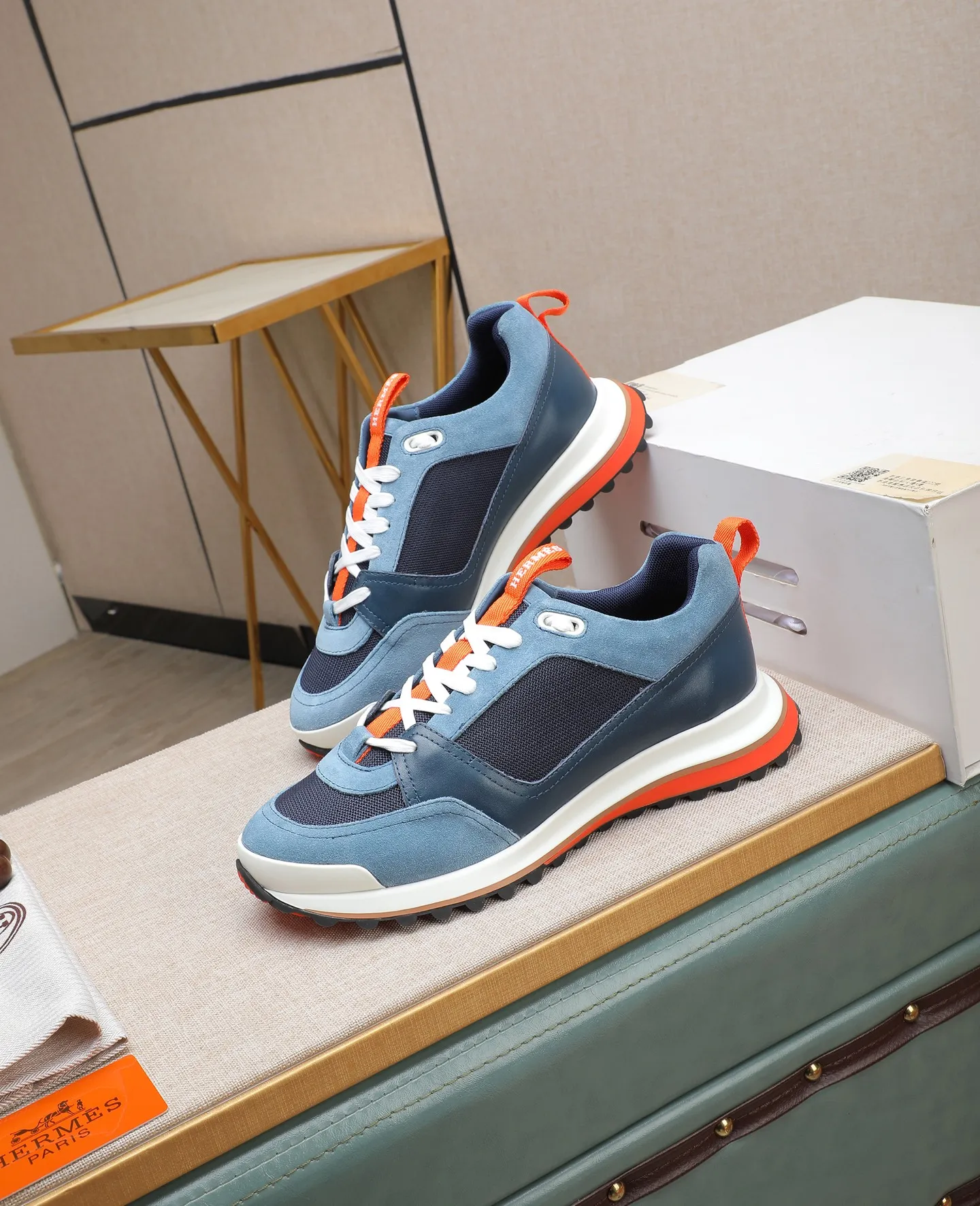 Men's shoes 💰760 Hermes🐴 25ss new autumn and winter products! Classic boot shape + British color matching design, imported calfskin, classic and durable! The original inverted mold last, the ultimate 1:1 shape, and the imported high-end cowhide presents a refined texture! Open the mold to customize the A-grade high-density private mold outsole with luxurious packaging! - Unique quality, 39-44 (38 45 46 customized)